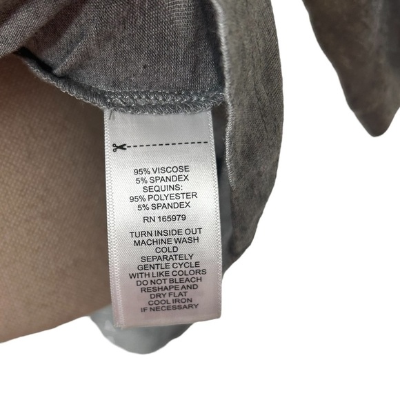 Cable & Gauge Gray Silver Sequin Blouse Dolman Open Slit Sleeve Size XS - Picture 14 of 14